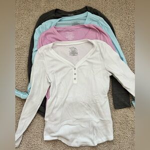 4 long sleeve shirts